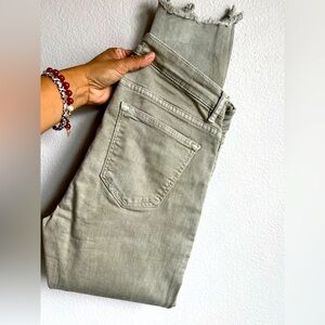 Zara Green Gray Ankle Cropped Skinny Jeans with Stretch
